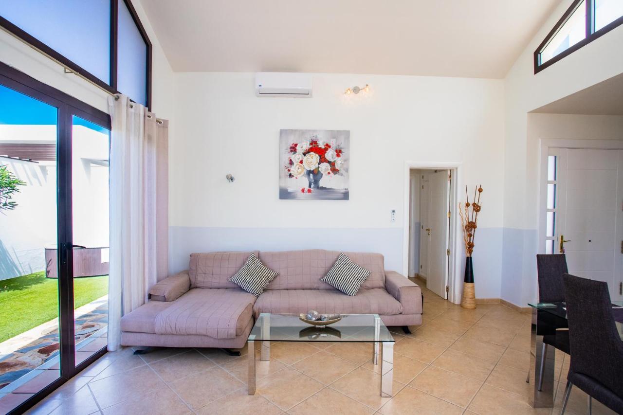 Casa Maurizio - Heated Pool, Hot Tub & Hammam Villa Playa Blanca  Exteriör bild